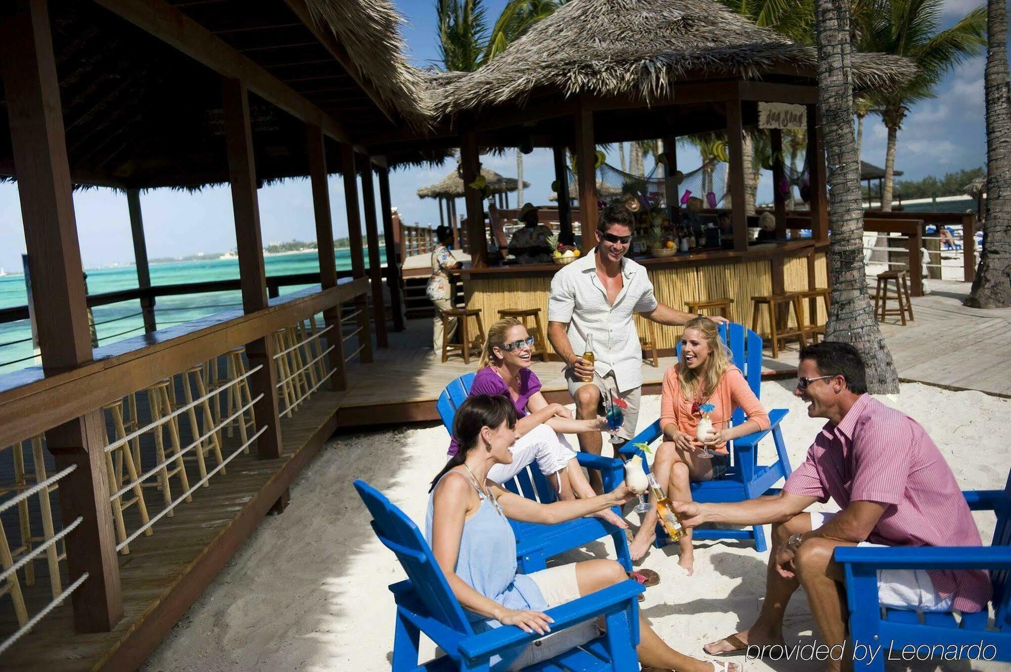 Wyndham Nassau Resort Dalaman gambar